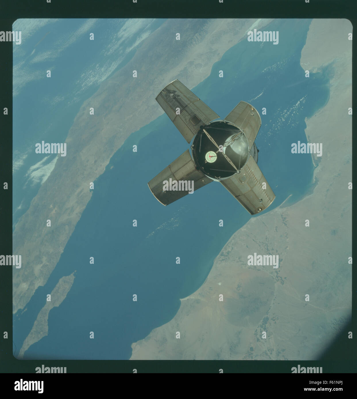 Apollo 7 untouched photographic archive, this is the complete unedited ...
