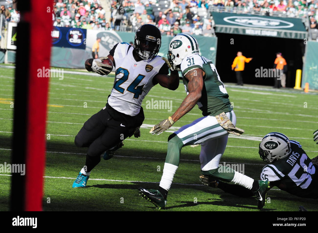 East Rutherford, New Jersey, USA. 8th Nov, 2015. -Jaguars corner back (41) NICK MARSHALL in action between the Jacksonville Jaguars and the New York Jets at MetLife Stadium in East Rutherford, New Jersey. © Jeffrey Geller/ZUMA Wire/Alamy Live News Stock Photo