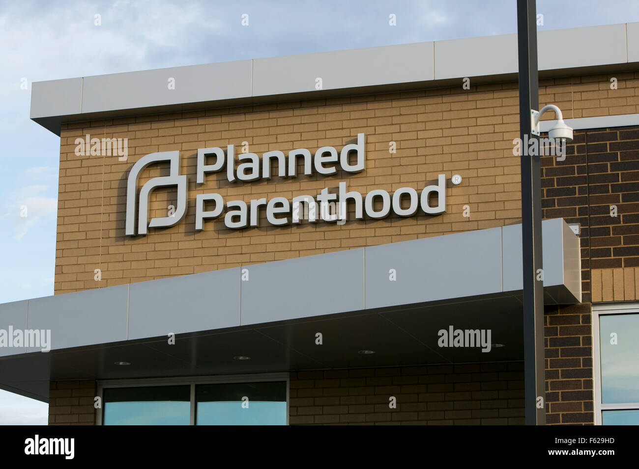 A logo sign outside of a Planned Parenthood medical clinic in St. Paul, Minnesota on October 25, 2015. Stock Photo