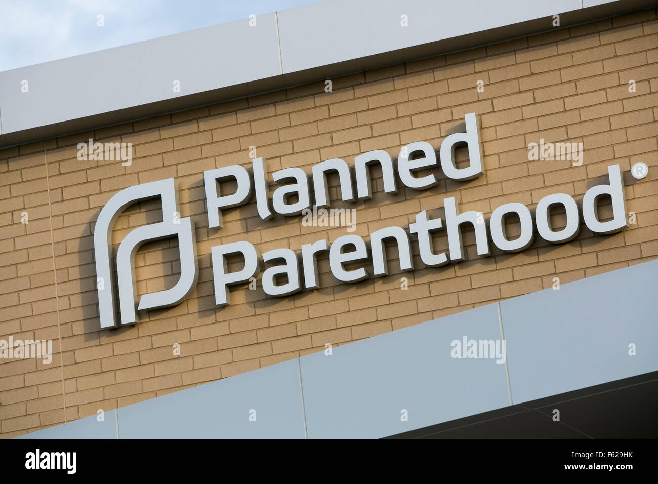 A logo sign outside of a Planned Parenthood medical clinic in St. Paul, Minnesota on October 25, 2015. Stock Photo