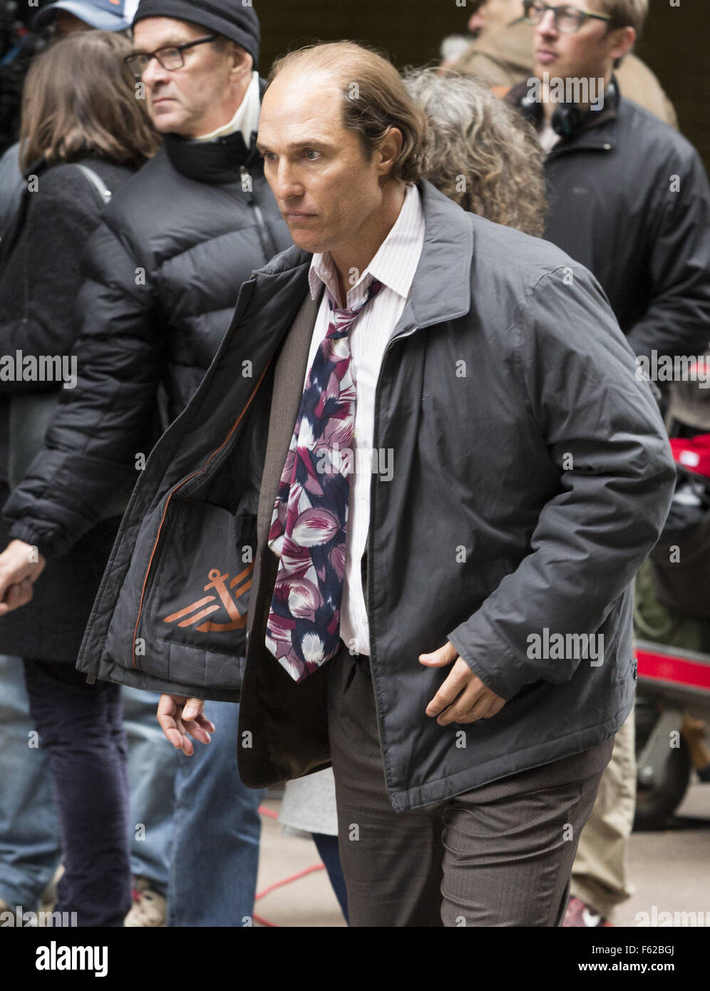 Matthew McConaughey on the set of his upcoming movie 'Gold' with his co-star Edgar Ramirez in Manhattan, New York  Featuring: Matthew McConaughey Where: New York, New York, United States When: 04 Oct 2015 Stock Photo