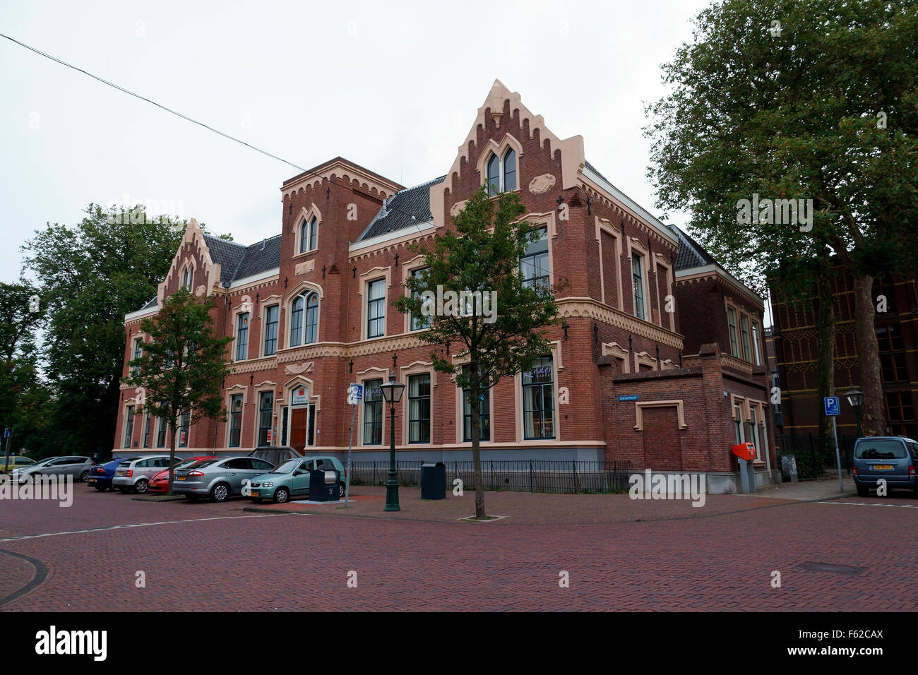 KINDER GARDEN DOEZASTRAAT LEIDEN Stock Photo - Alamy