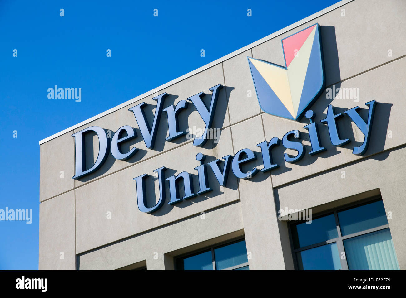 Devry university hi-res stock photography and images - Alamy