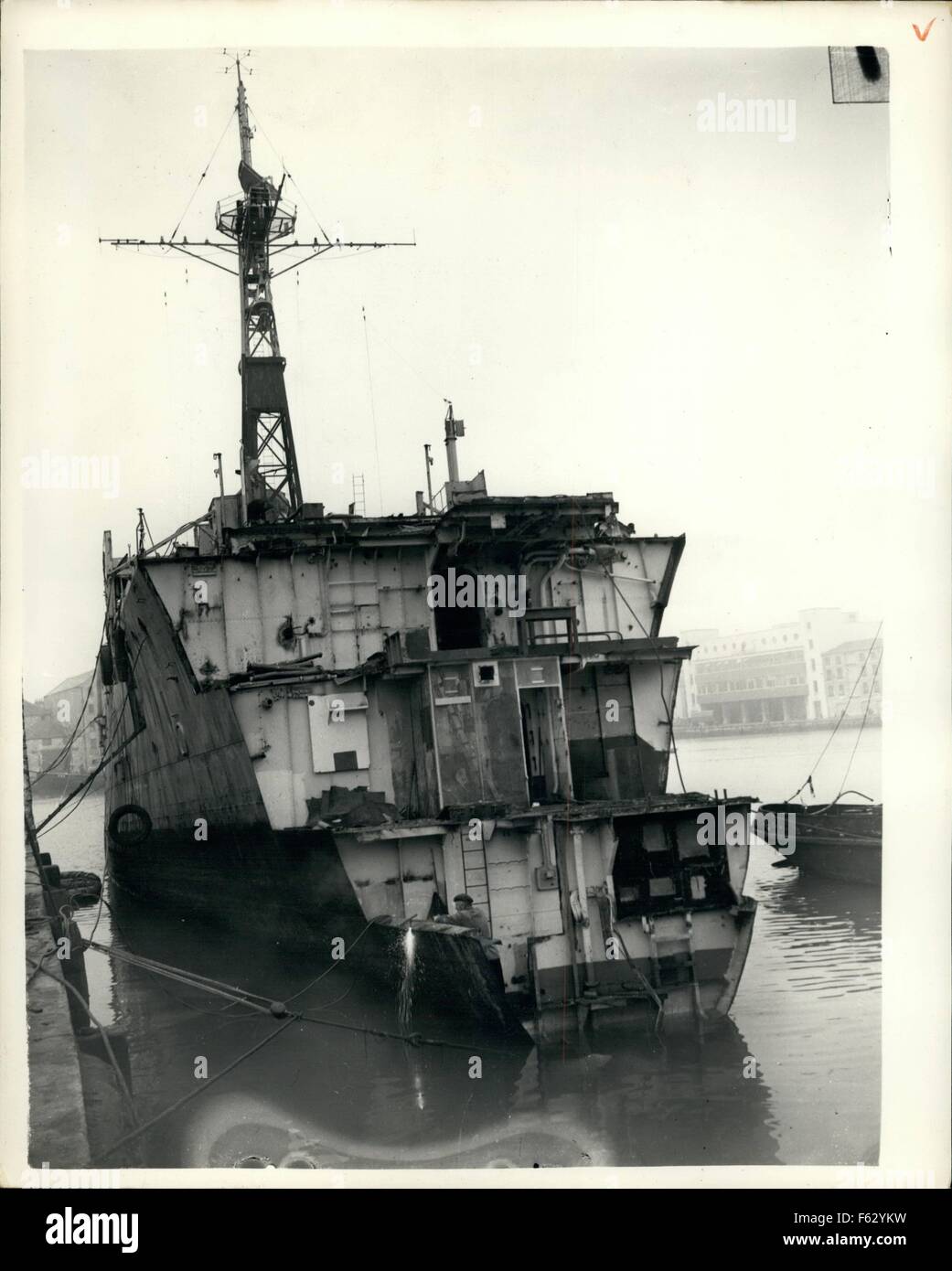 1950 - The end of a brave little ship. H.M.s. Amethyst in Breaker's yard.: One of the most famous little ships of the British navy - H.M.S. Amethyst )1,490 tons) nears an unglorious and in the breaker's Yard in Sutton Pool, Plymouth. The vessel created a sensation throughout the world when she made her amazing escape down the Yangste River away from a Communist trap in 1949. The vessel had a short reprieve recently when she was used for the filming of ''Yangste Incident''. Photo shows the bows of H.M.S. Amethyst are cut away - at the breakers' Yard at Sutton Pool, Plymouth. (Credit Image: © Ke Stock Photo