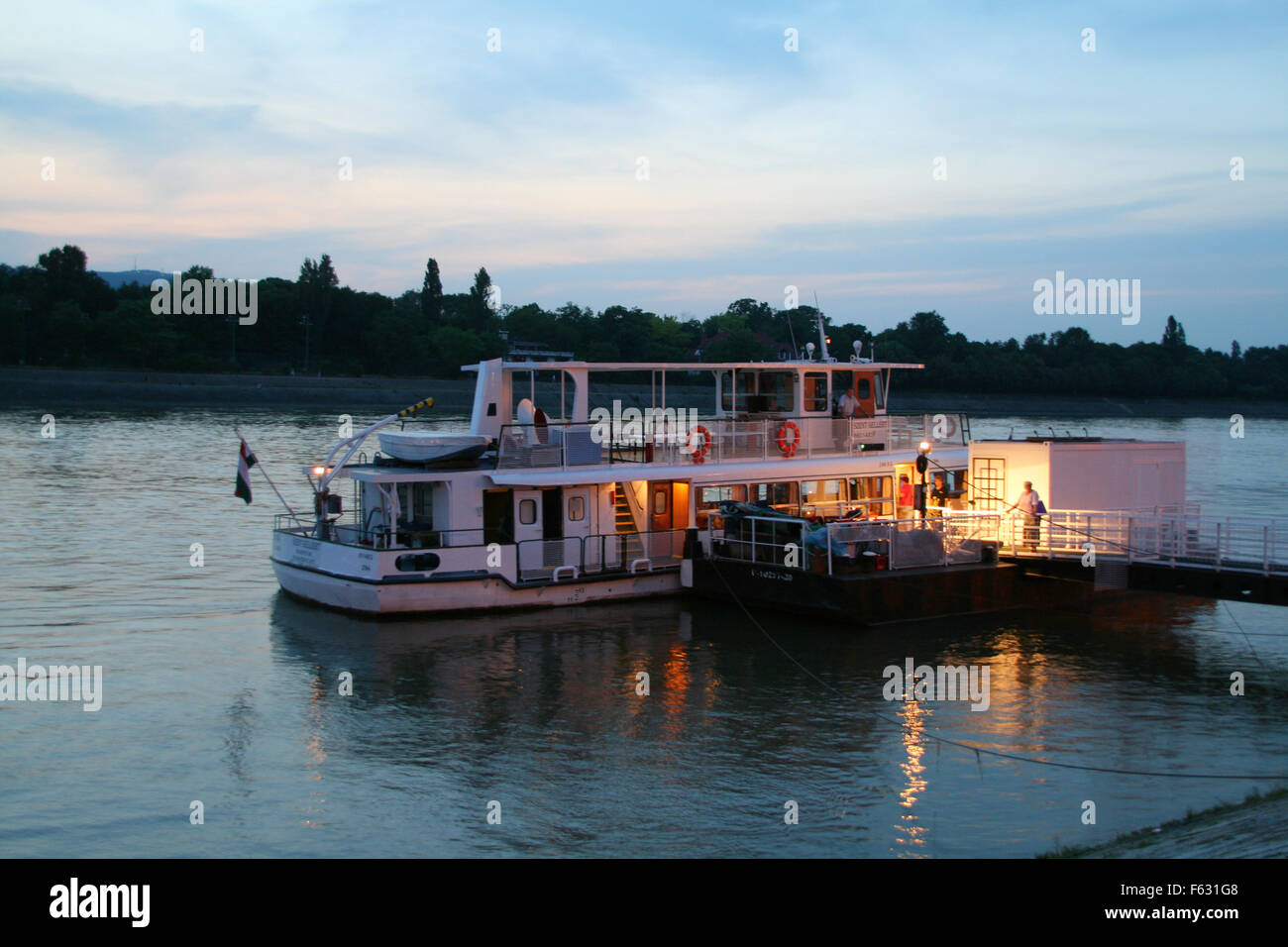 Steamboat quay hi-res stock photography and images - Alamy