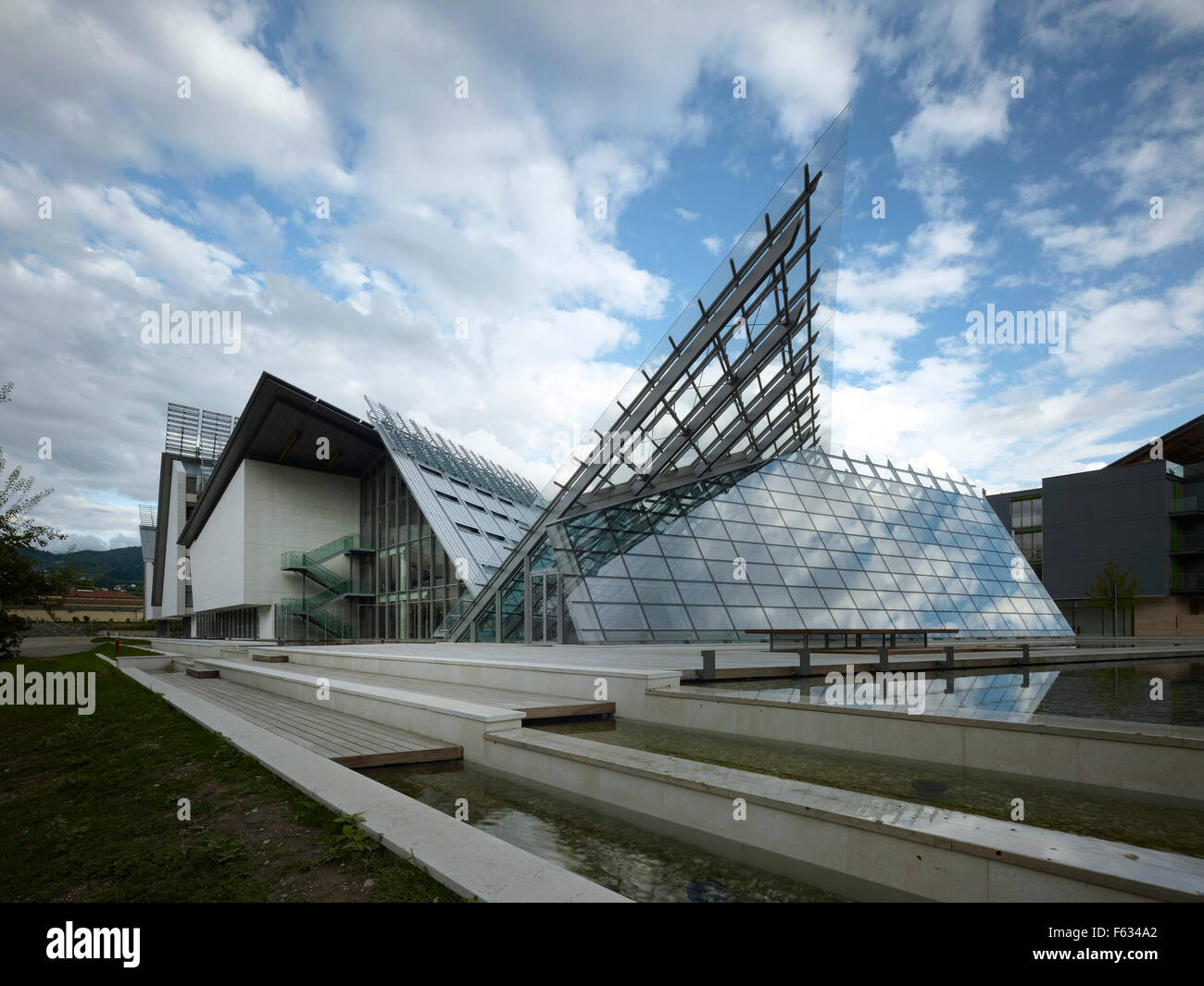 Angular glass panelling of greenhouse. MUSE Science Museum, Trentino, Italy. Architect: Renzo Piano Building Workshop, 2013. Stock Photo