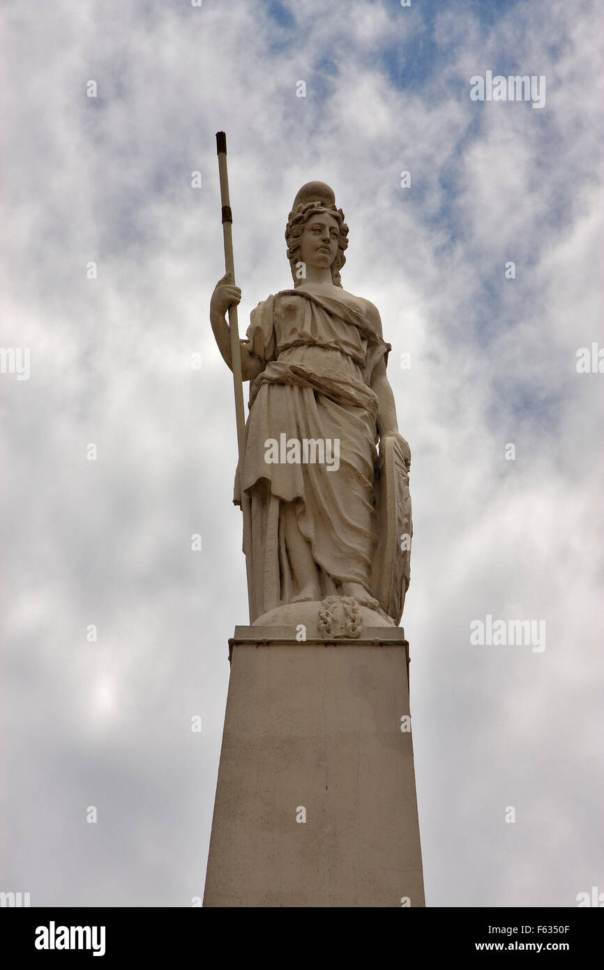 Dirty statue of women hi-res stock photography and images - Alamy