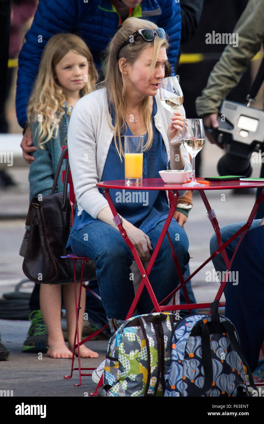 Renee Zellweger filming the new Bridget Jones film 'Bridget Jones's