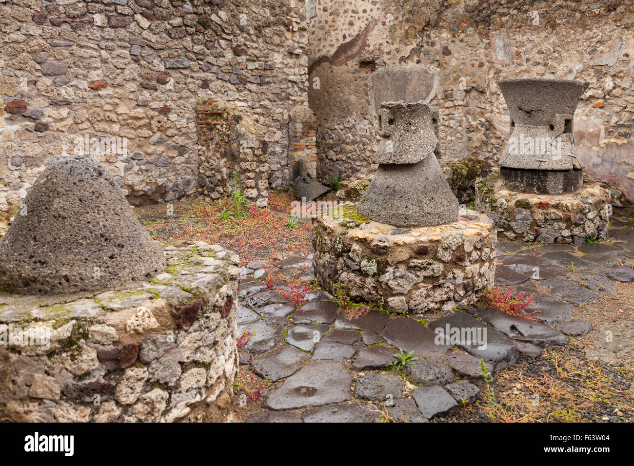 Panificio, the bakery and ovens in Vicolo Storto in the ancient Roman ruins of Pompeii, Italy Stock Photo