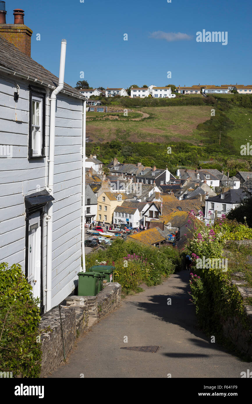 Village pathway hi-res stock photography and images - Alamy