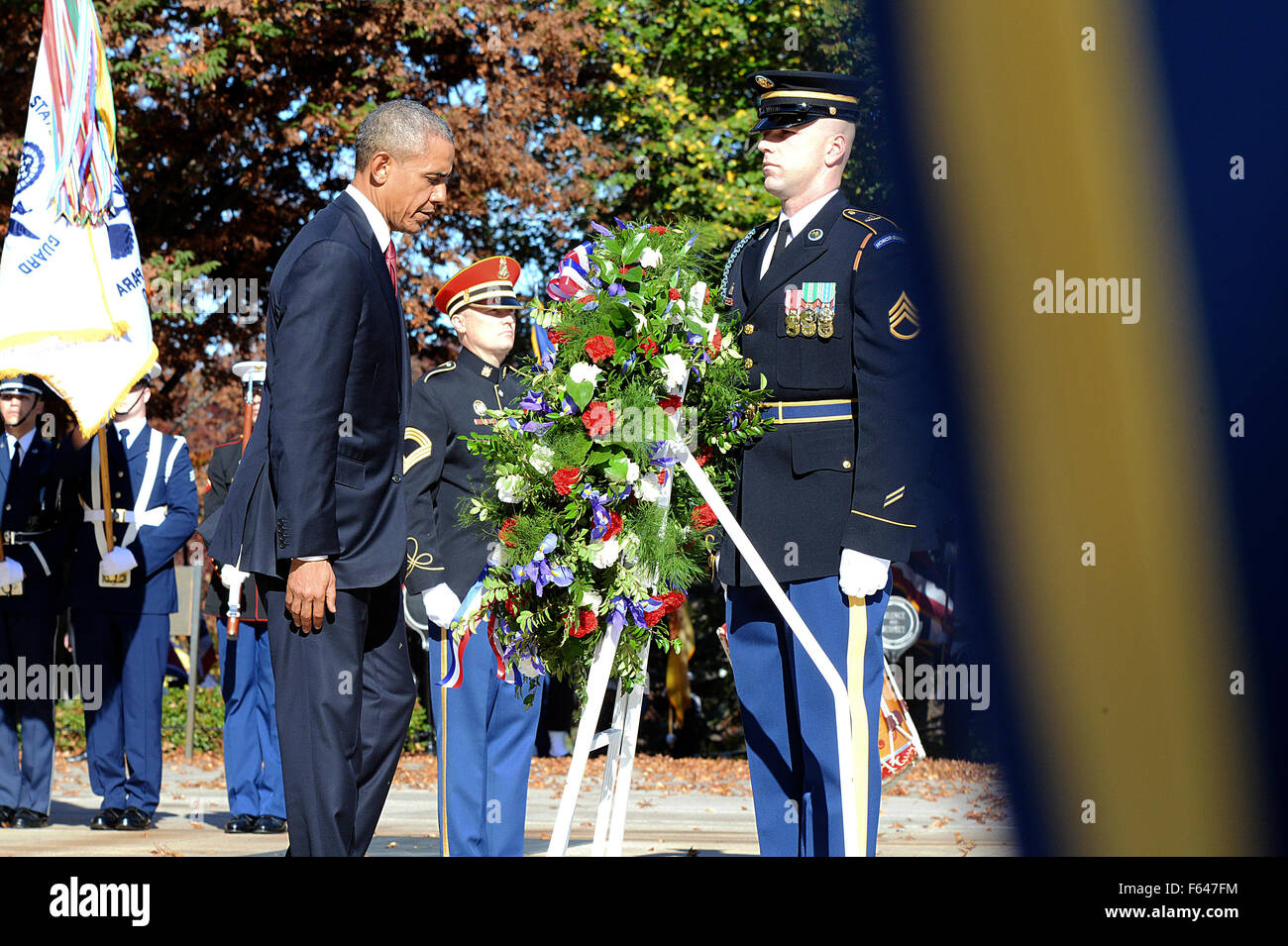 Arlington National Cemetery, USA. 11th November, 2015. U.S. President Barack Obama places a wreath in honor of Veterans Day at Arlington National Cemetery November 11, 2015 in Arlington, Virginia. Stock Photo