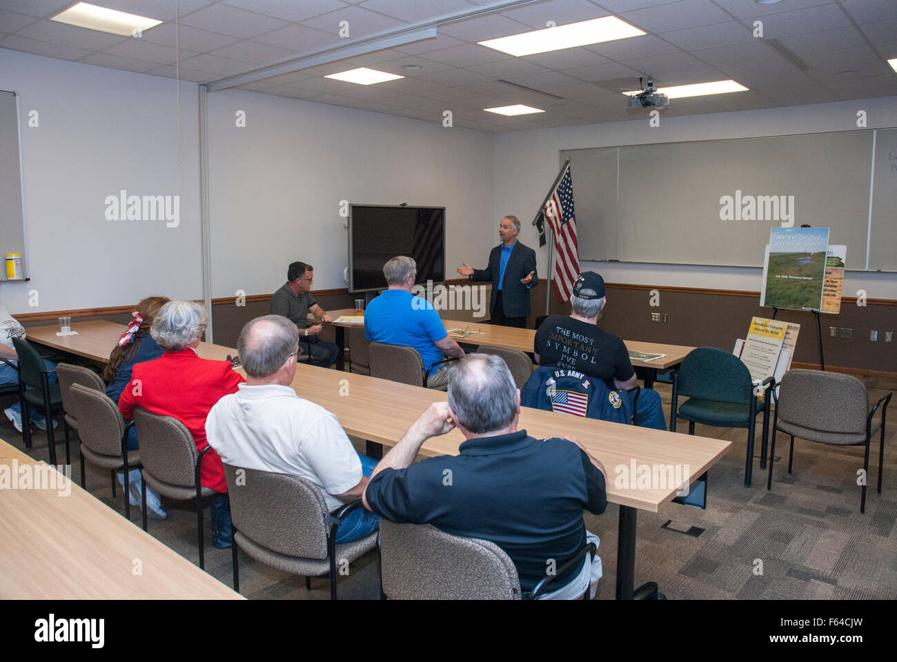 Emporia, Kansas, USA,11th November 2015 Congressman Tim Huelskamp (R-KS)  conducts a town hall meeting  Credit: Mark Reinstein Stock Photo