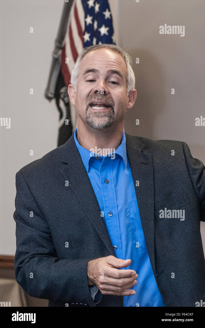 Emporia, Kansas, USA,11th November 2015 Congressman Tim Huelskamp (R-KS)  conducts a town hall meeting  Credit: Mark Reinstein Stock Photo