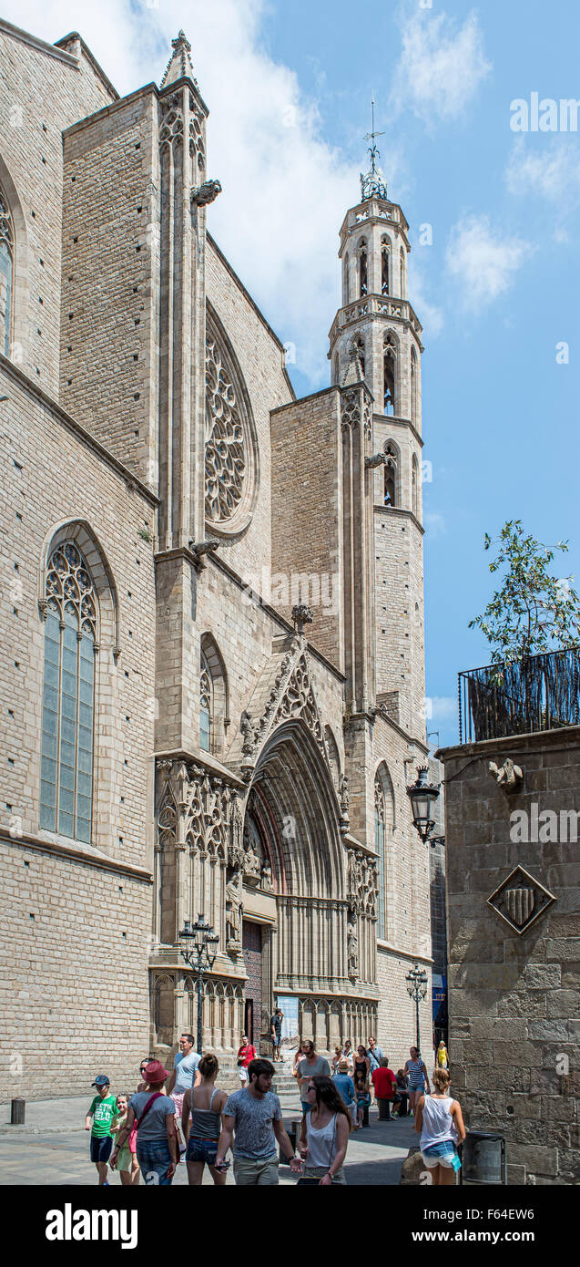 Basílica de santa maria del mar hi-res stock photography and images - Alamy