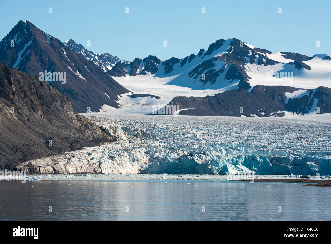 Norway, Barents Sea, Svalbard, Spitsbergen. Face of the 14th July Glacier (79° 07' 33' N - 11° 48' 05' E). Stock Photo