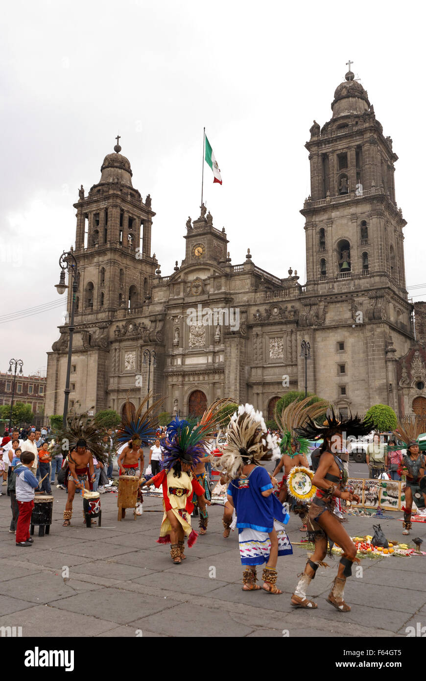 Conchero dancers performing in front of the Metropolitan Cathedral, Mexico City Stock Photo