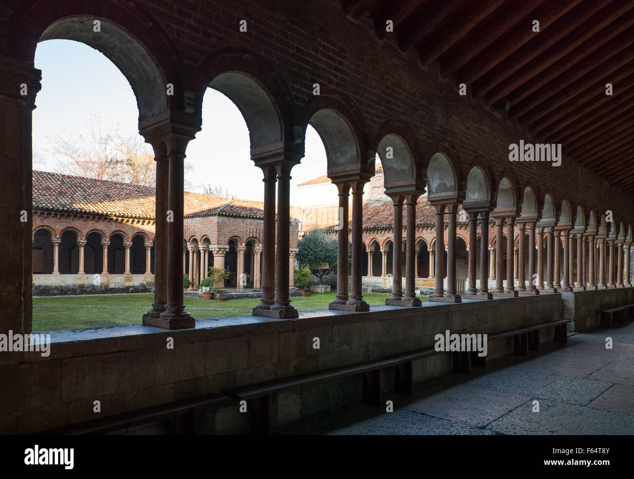 Italy, Verona, the St. Zeno Basilica cloister Stock Photo Alamy