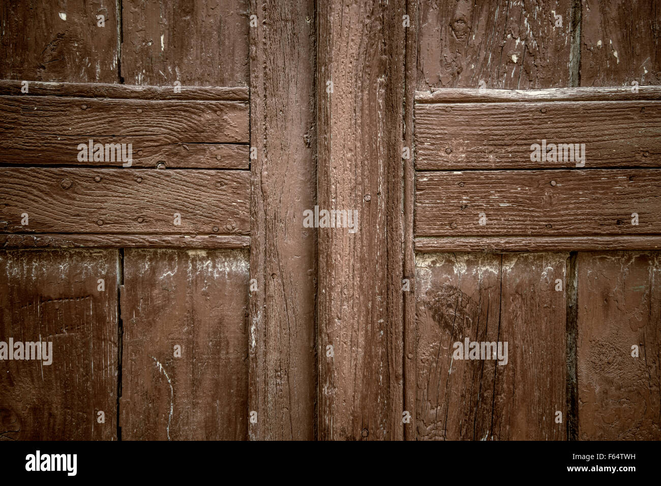 Closed old wooden door hi-res stock photography and images - Alamy