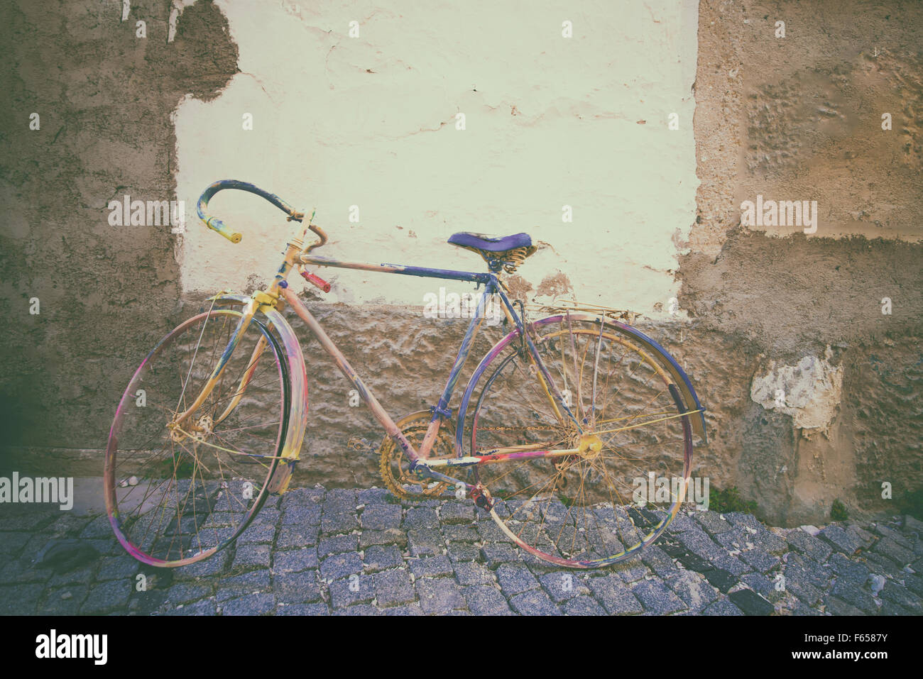 vintage bicycle. Retro stylish cycling in town Stock Photo