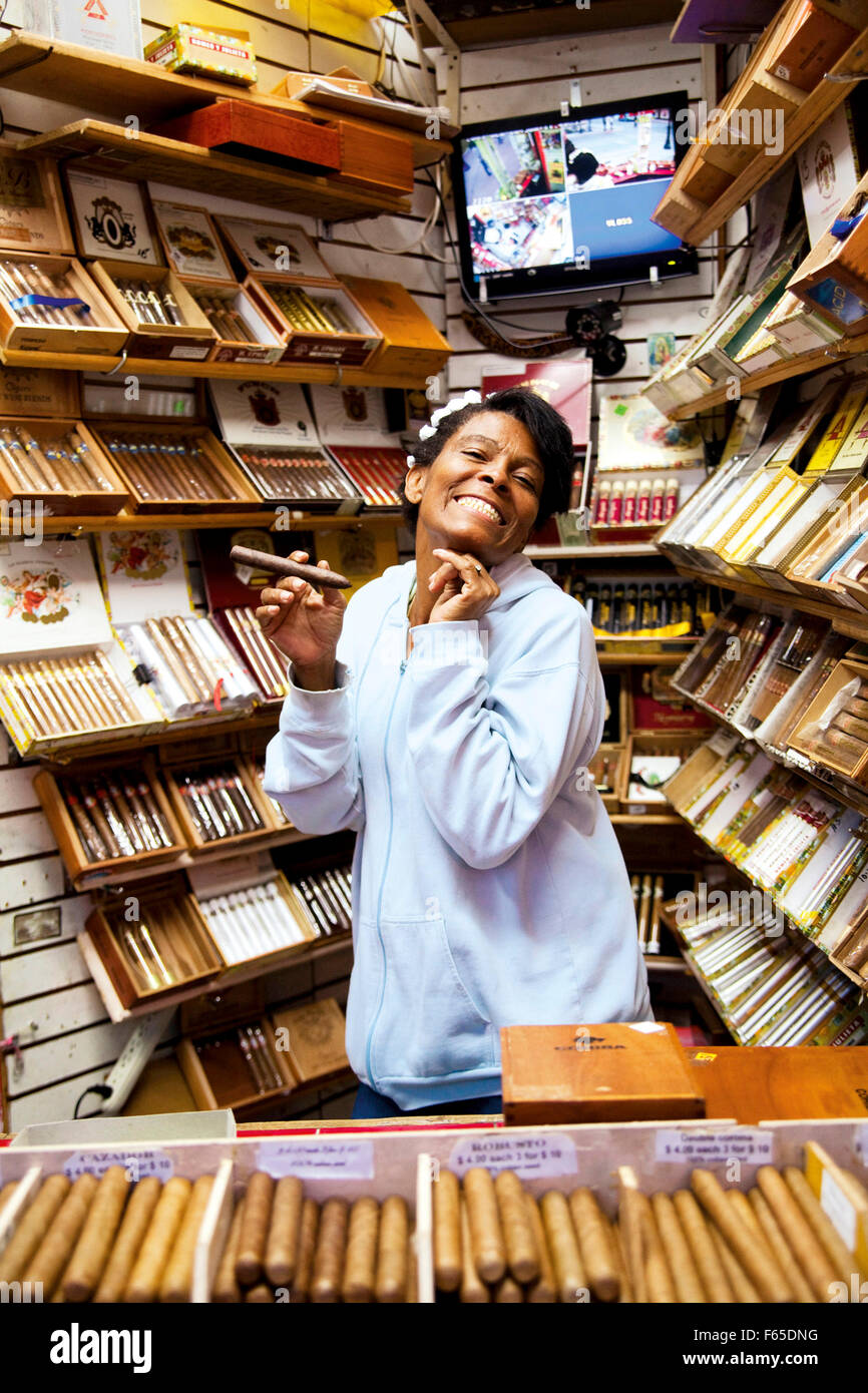 Cigar Shop Woman High Resolution Stock Photography and Images Alamy