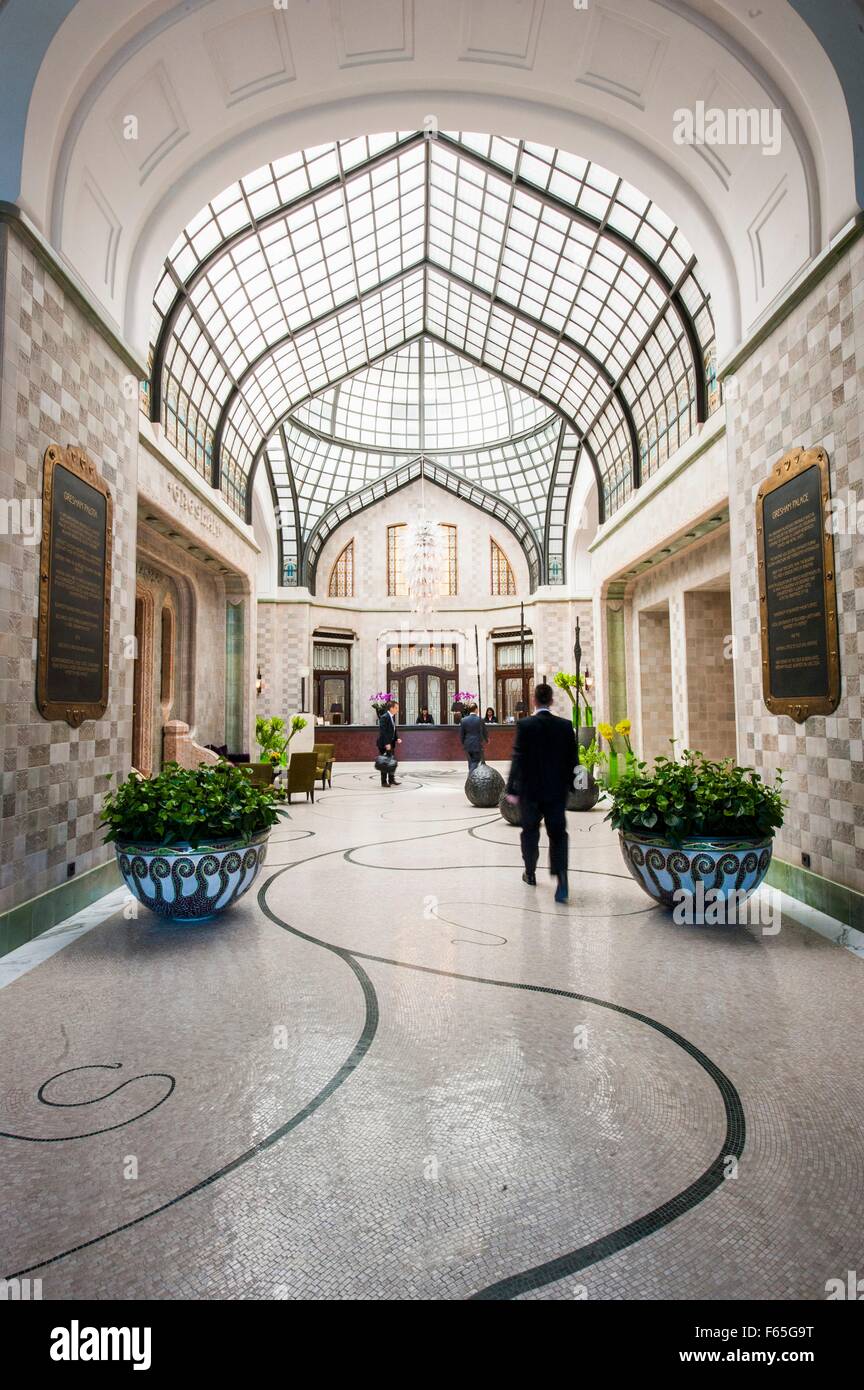 The lobby of the 'Four Seasons' Hotel in the elegant Gresham Palace in Budapest, Hungary Stock Photo