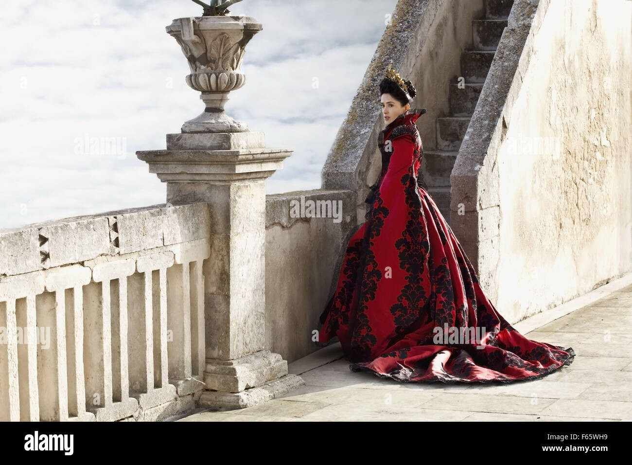 Tale of Tales Il racconto dei racconti Year : 2015 Italy / France / UK Director : Matteo Garrone Salma Hayek Stock Photo