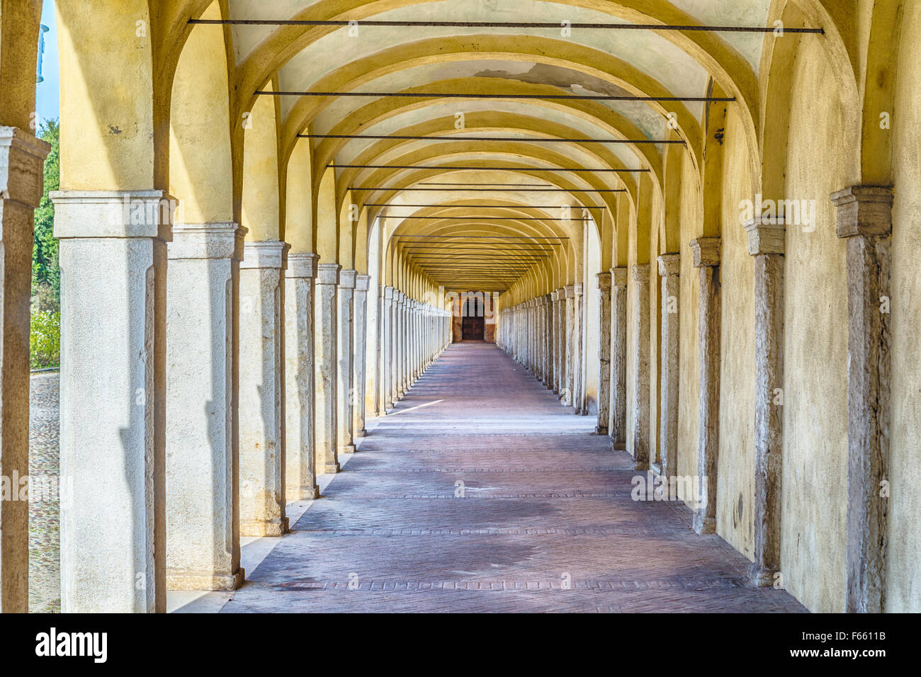 Archs of ancient porch in Italy Stock Photo Alamy