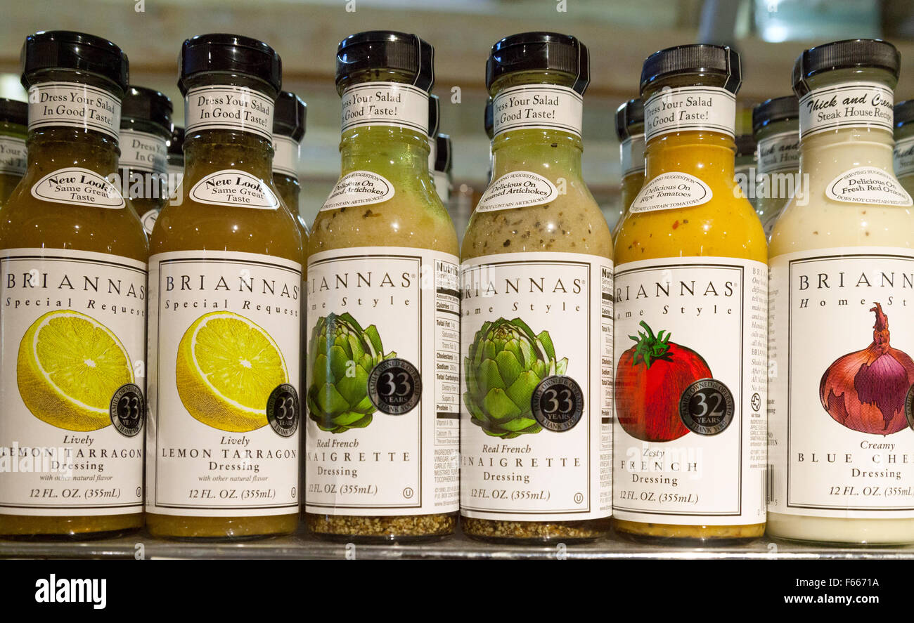 https://c8.alamy.com/comp/F6671A/a-selection-of-briannas-salad-dressings-on-a-shelf-vermont-usa-F6671A.jpg