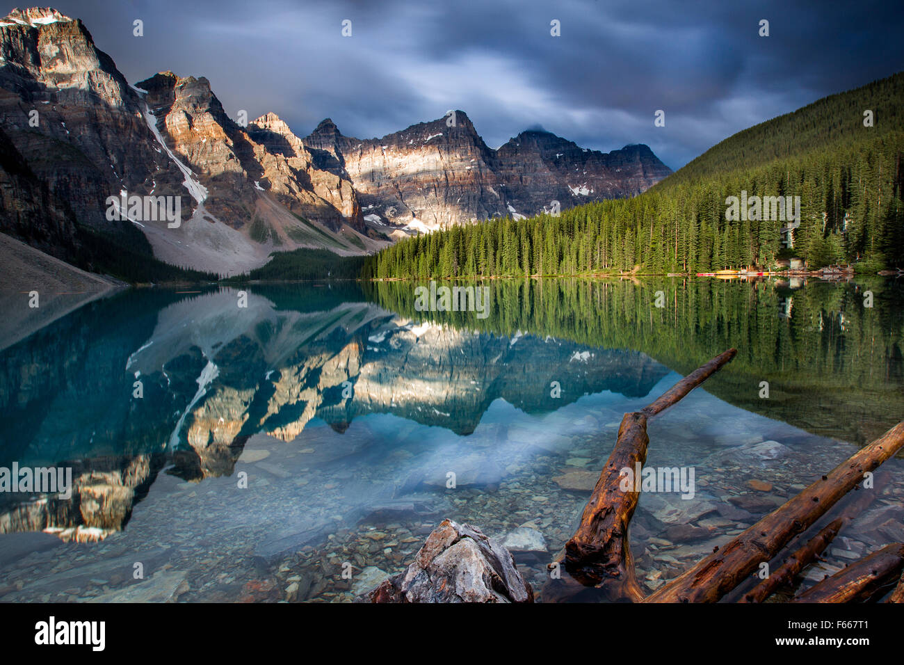  Moraine lake canada sunrise hi-res stock photography and images - Alamy Motiv 