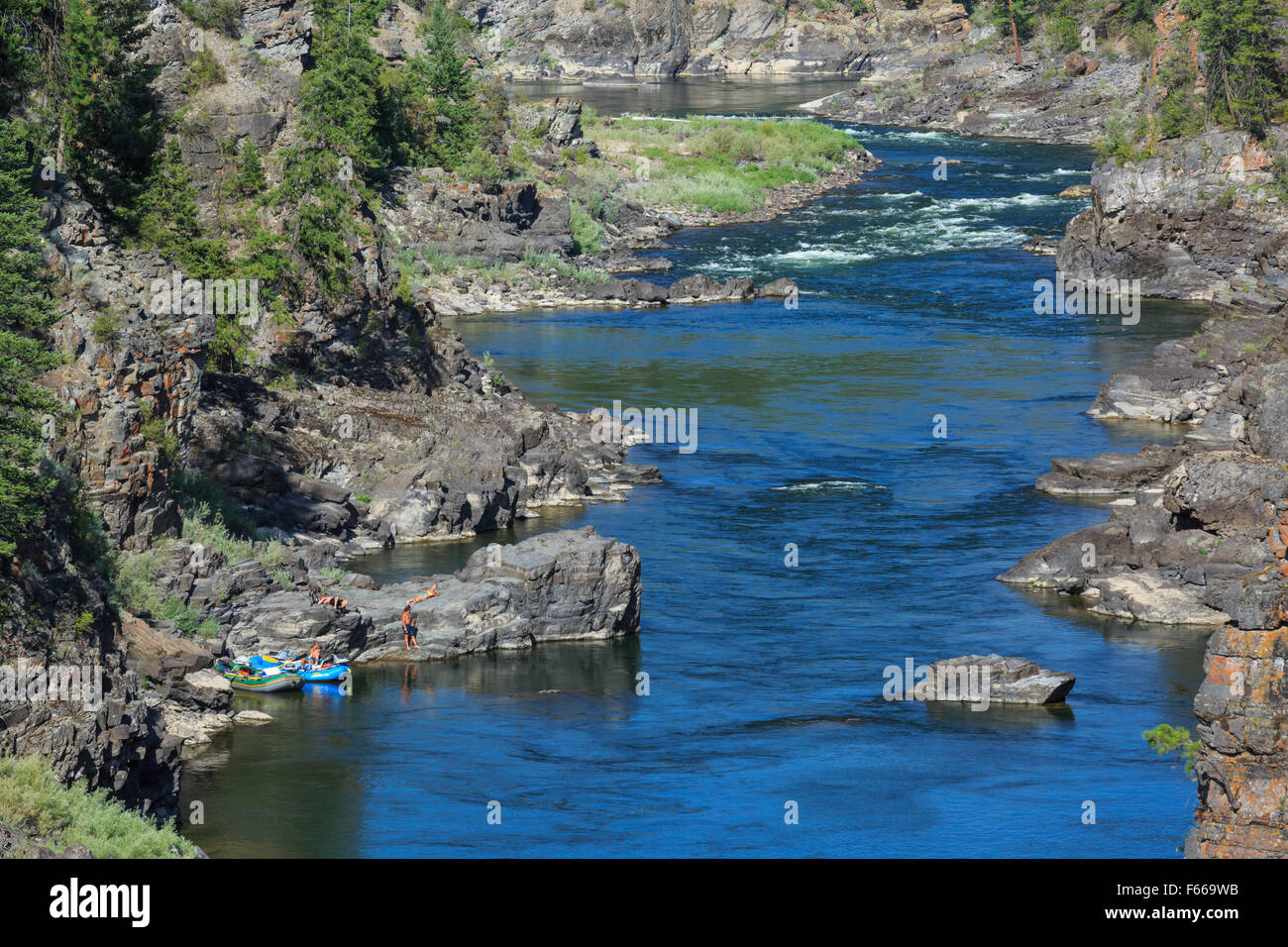 floaters relaxing at a swimming hole along the clark fork river in alberton  gorge near alberton, montana Stock Photo - Alamy