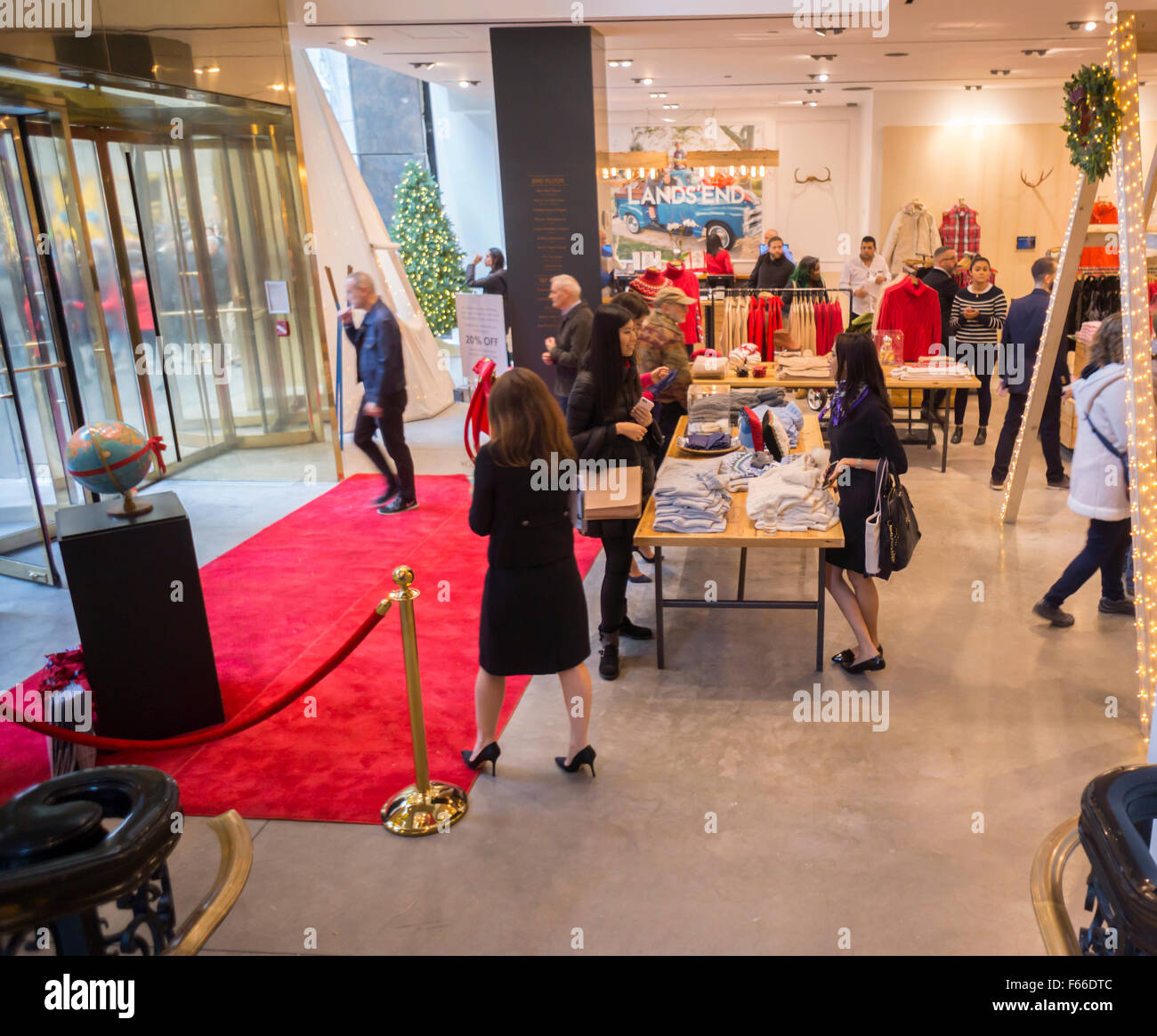 Shoppers in the Lands' End holiday popup store on Fifth Avenue in New