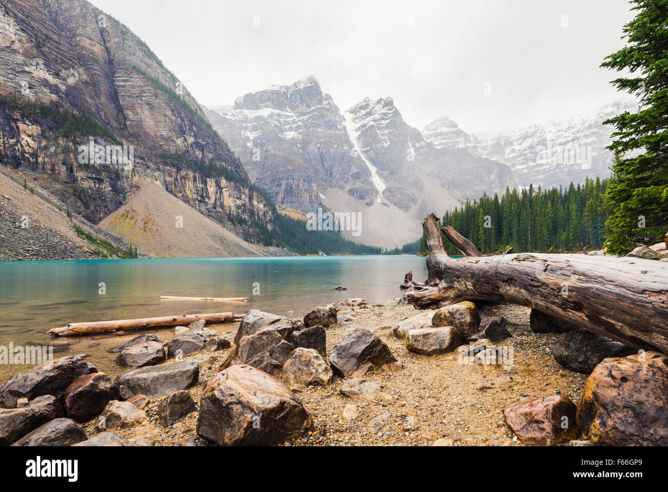 Photo of the beautiful mountain landscape in Canada Stock Photo - Alamy