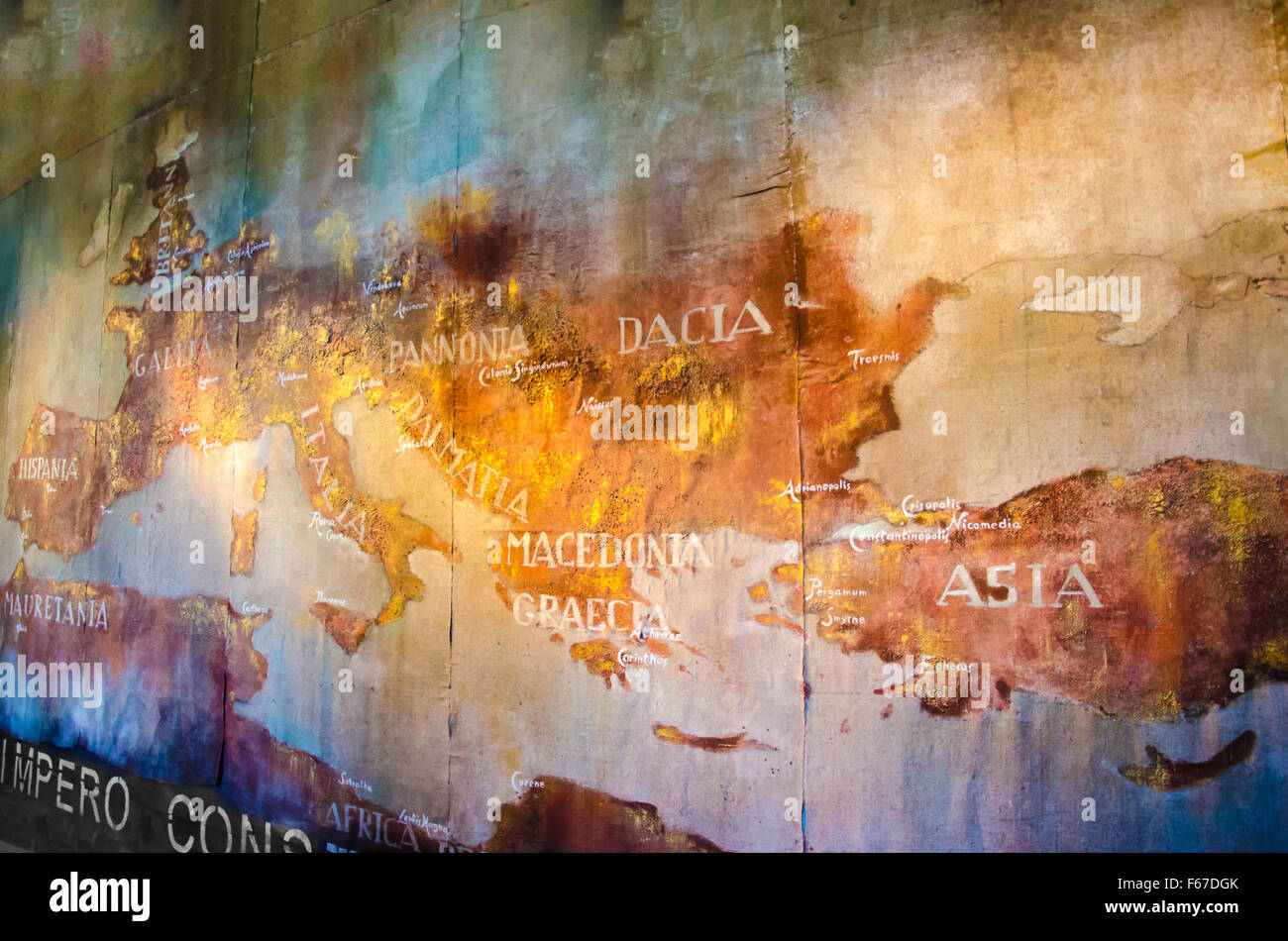 Old Map of roman empire painted - Old Map Of Roman Empire Painted On The Wall Of Roman Colosseum F67DGK