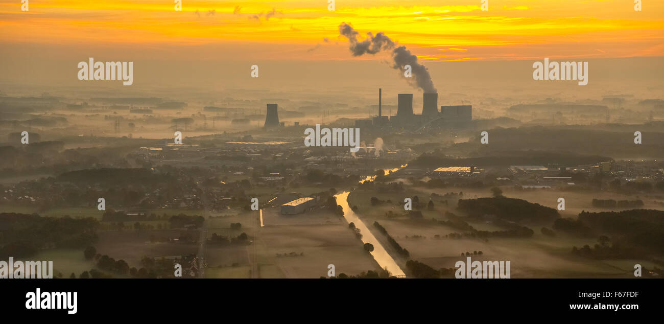 Coal plant, Westphalia, RWE Power, Kraftwerk Westfalen Westphalia, RWE Power, Kraftwerk Westfalen, morning sun rising sun, Stock Photo