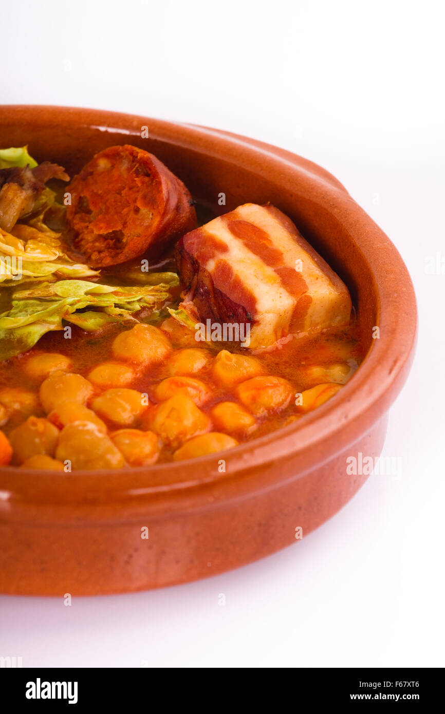 Madrid stew on earthenware pot, spanish food Stock Photo Alamy