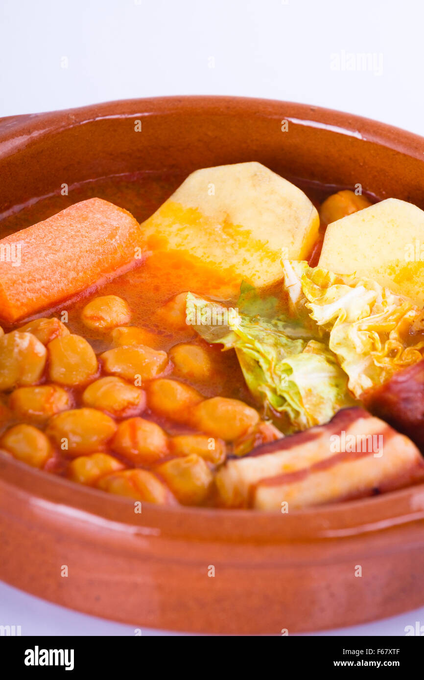 Madrid stew on earthenware pot, spanish food Stock Photo Alamy