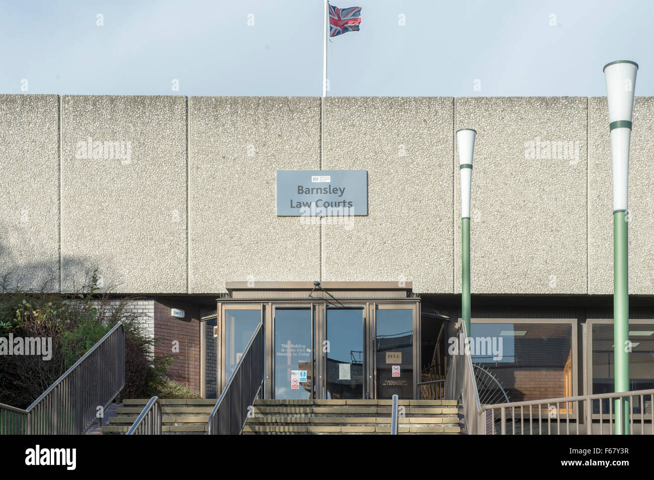 Barnsley Magistrates Court Building Stock Photo Alamy