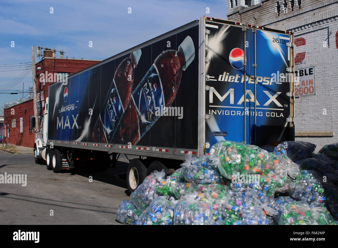 Garbage truck nyc hires stock photography and images Alamy