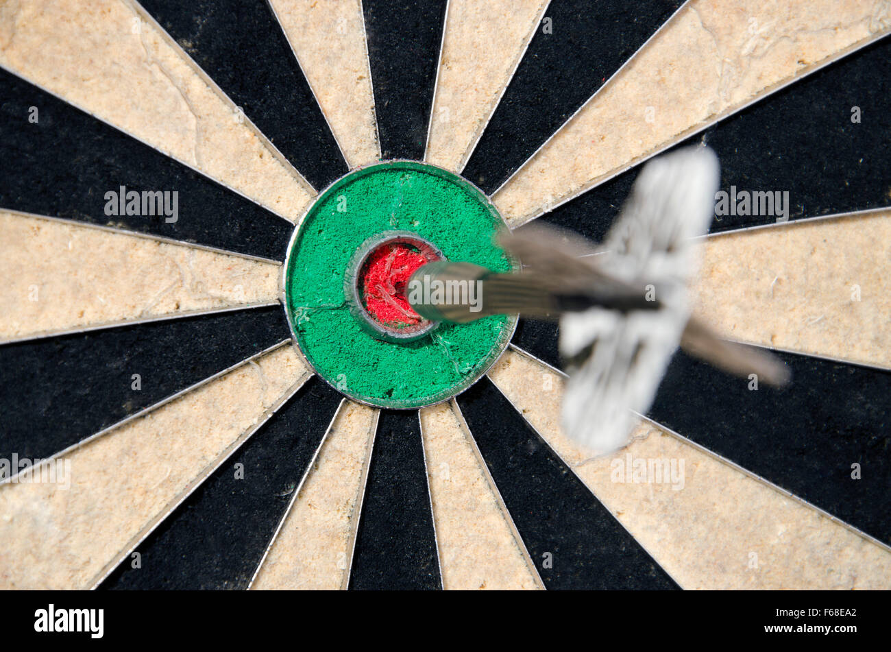 Bullseye in Darts Stock Photo Alamy