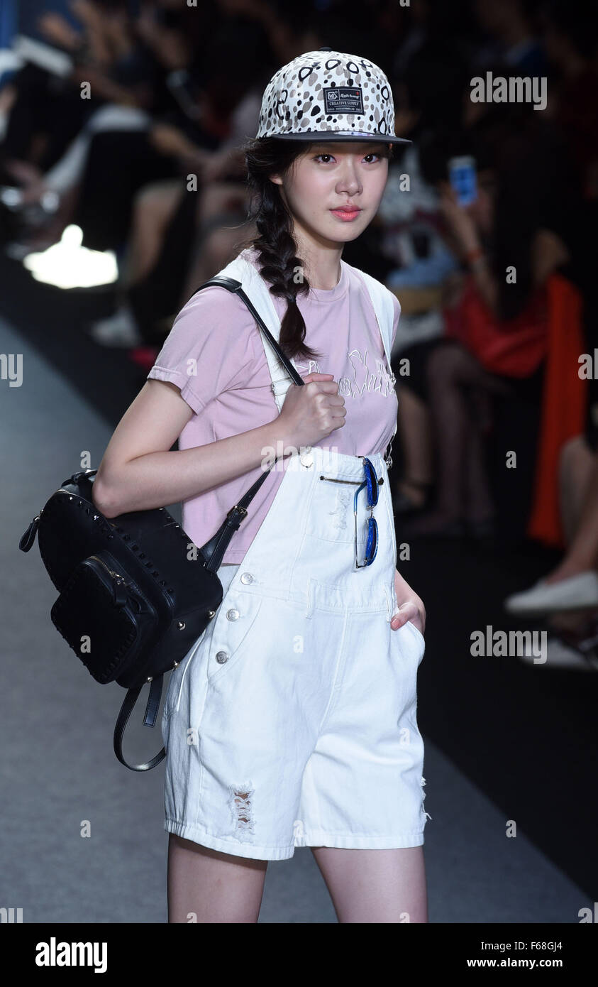 Taipei's Taiwan. 14th Nov, 2015. A model displays by designers from ...