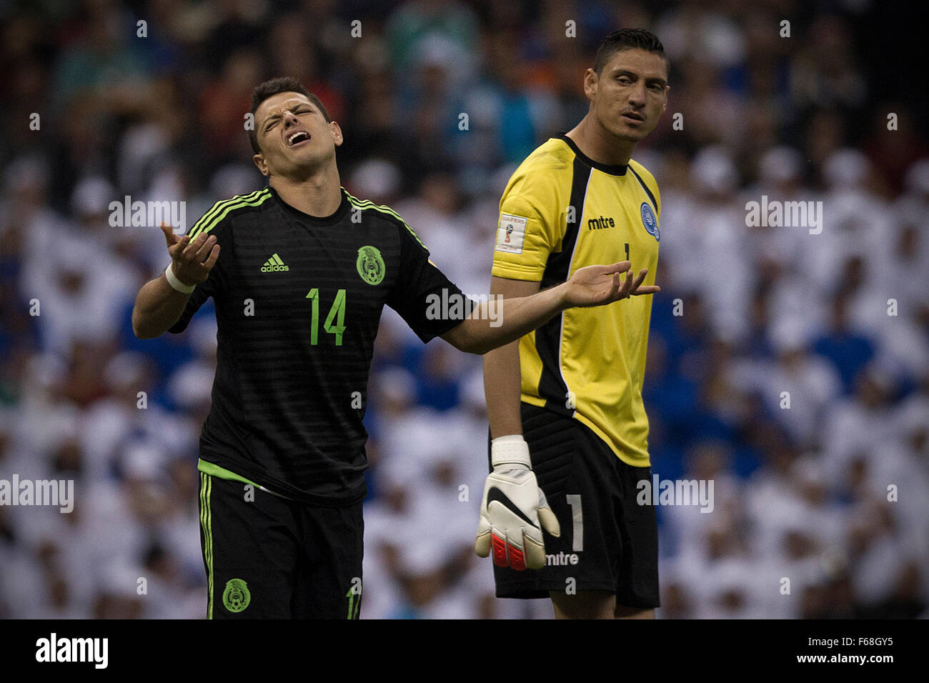 Mexico City, Mexico. 13th Nov, 2015. Javier Hernandez (L) of Mexico reacts during the 2018 Russia World Cup qualifying match between Mexico and El Salvador at Azteca Stadium in Mexico City, capital of Mexico, on Nov. 13, 2015. Mexico won 3-0. Credit:  Pedro Mera/Xinhua/Alamy Live News Stock Photo