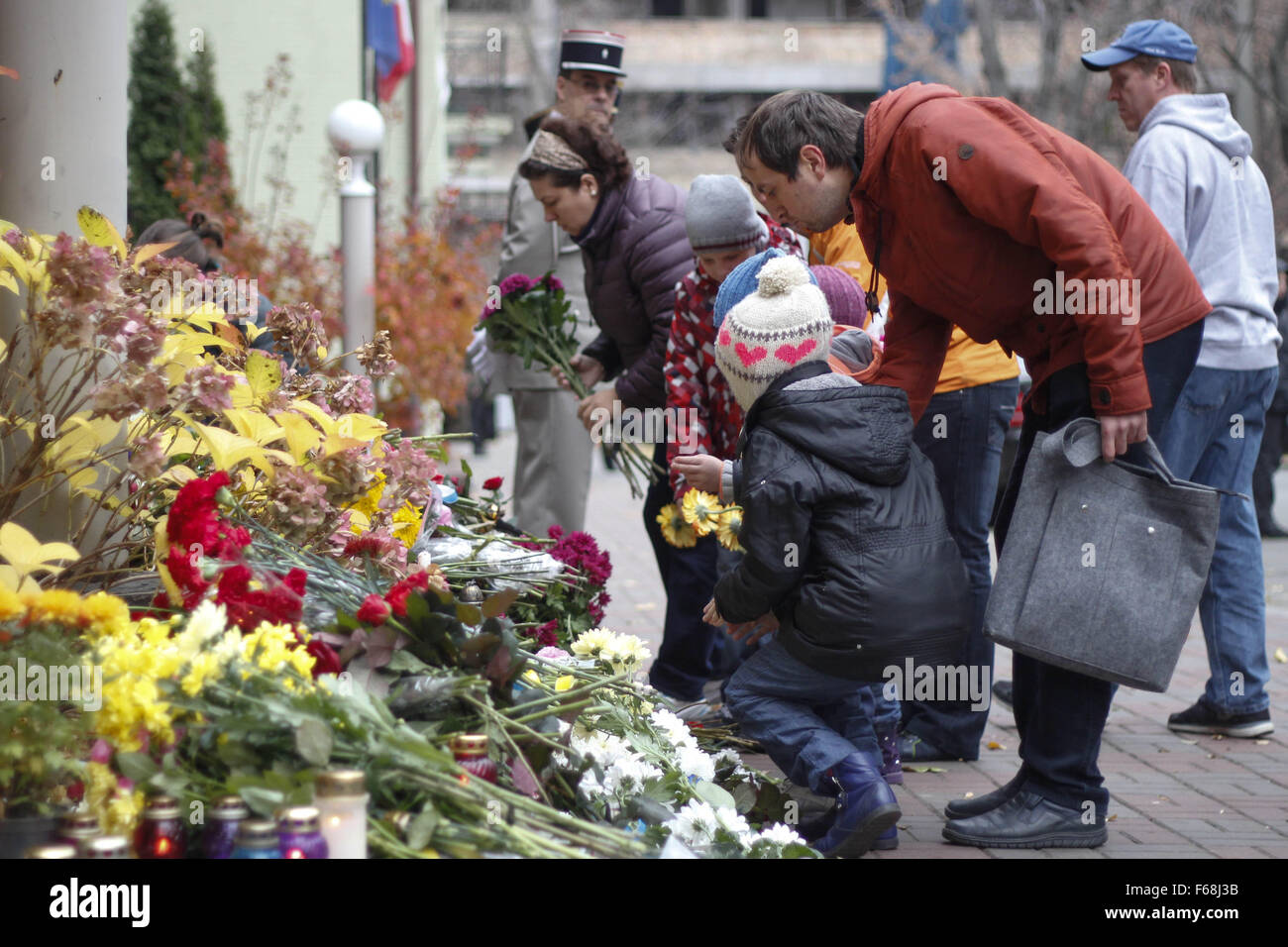 Kiev, Ukraine. 14th Nov, 2015. People lay flowers at the French Embassy ...
