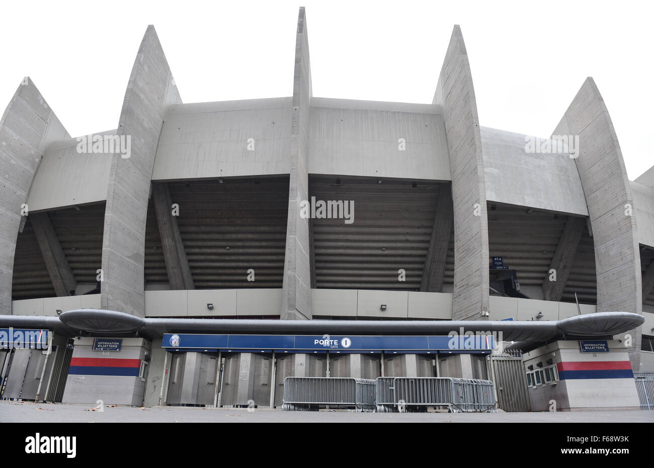 Exterior view of the soccer stadium Parc des Princes in Paris, France, 12 November 2015. Photo: UWE ANSPACH/dpa Stock Photo