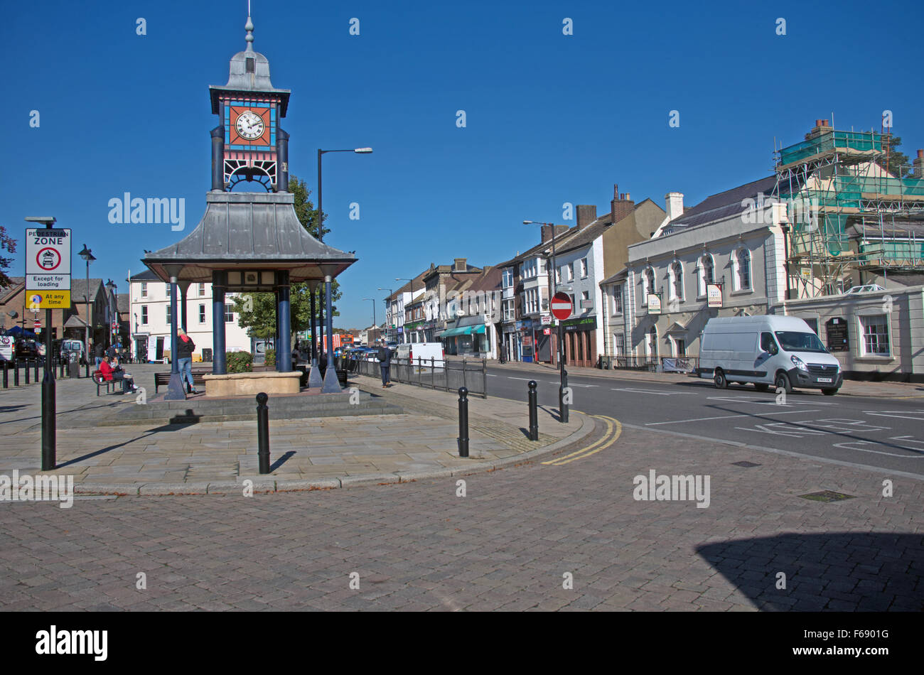 Dunstable Market Clock Tower Ashton Square Bedfordshire Stock Photo Alamy