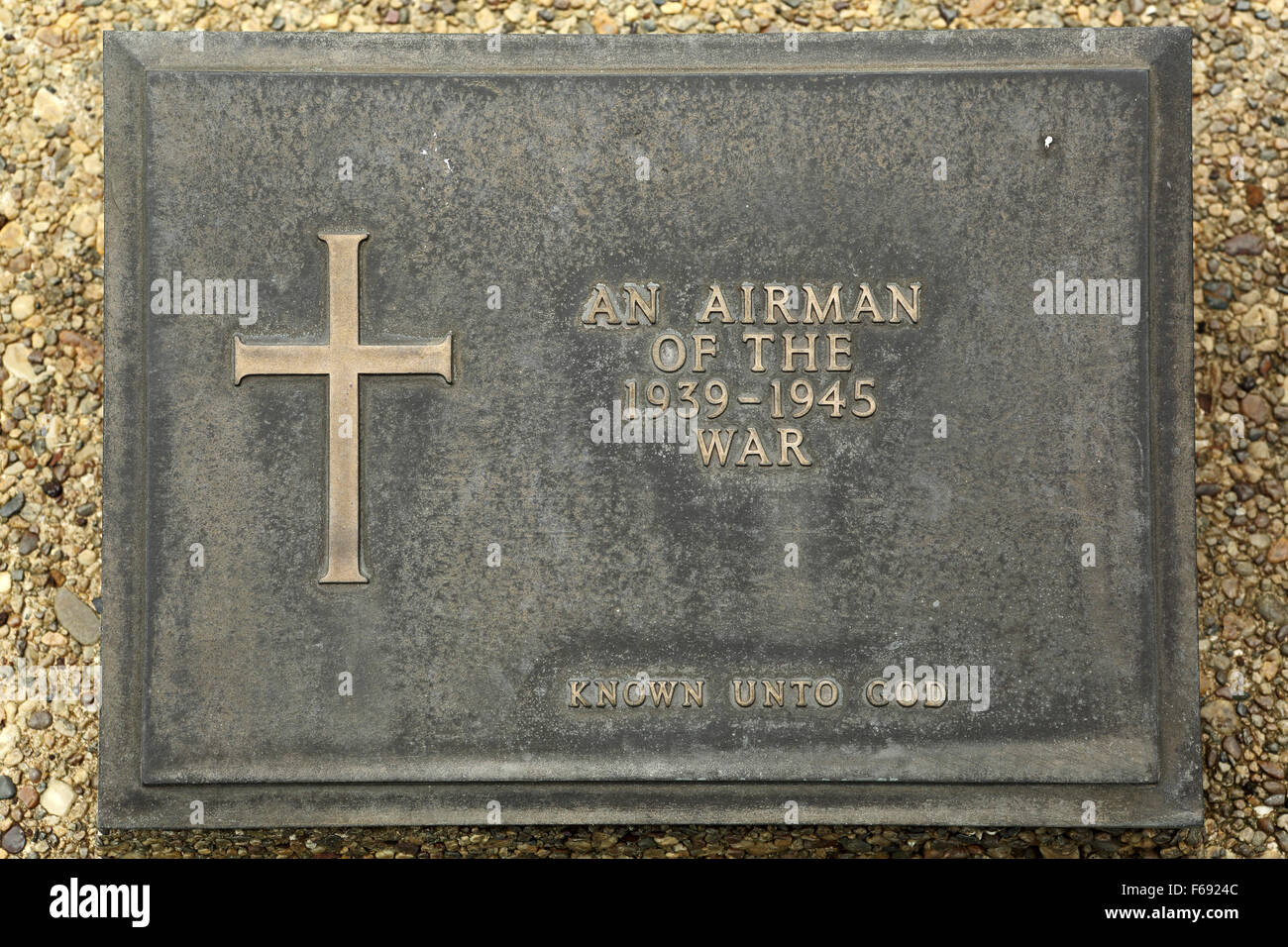 The grave of an unknown airman at Taukkyan War Cemetery near Yangon, Myanmar. Stock Photo