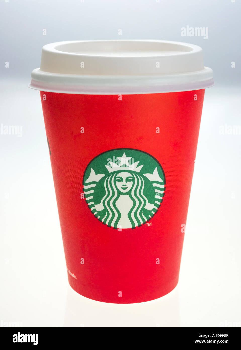 Starbucks christmas cup hi-res stock photography and images - Alamy