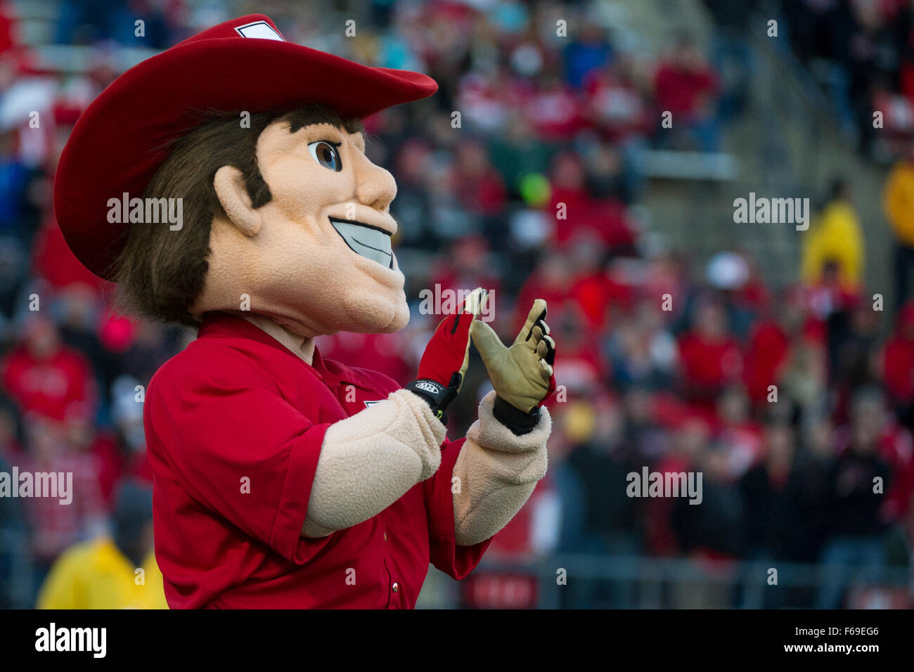 Piscataway, NJ, USA. 14th Nov, 2015. The Nebraska Cornhuskers mascot performs during the game between The Nebraska Cornhuskers and Rutgers Scarlet Knights at Highpoint Solutions Stadium in Piscataway, NJ. The Nebraska Cornhuskers defeat The Rutgers Scarlet Knights 31-14. Mandatory Credit: Kostas Lymperopoulos/CSM, Credit:  csm/Alamy Live News Stock Photo