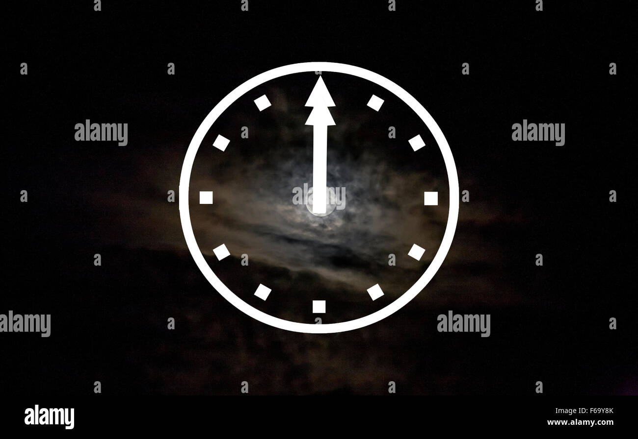 Midnight wallpaper hi-res stock photography and images - Alamy