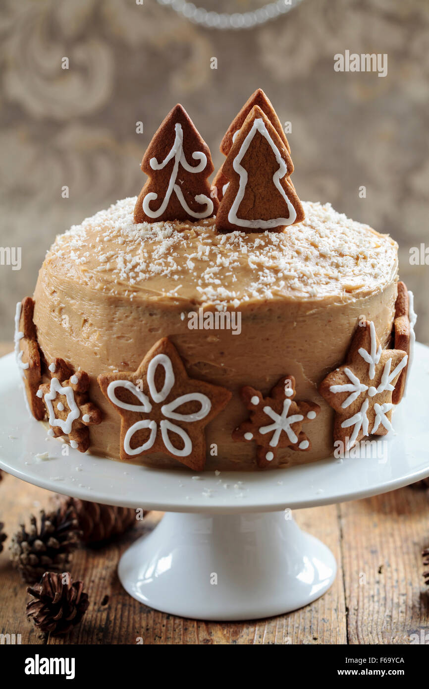 Celebratory christmas pudding hi-res stock photography and images - Alamy