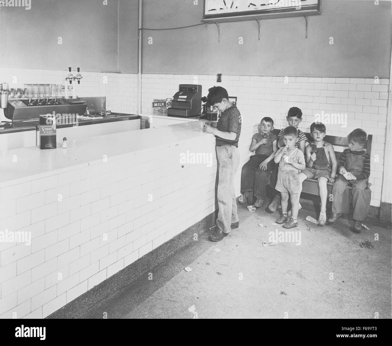 Red Deer Milk Bar children eating ice cream Stock Photo Alamy